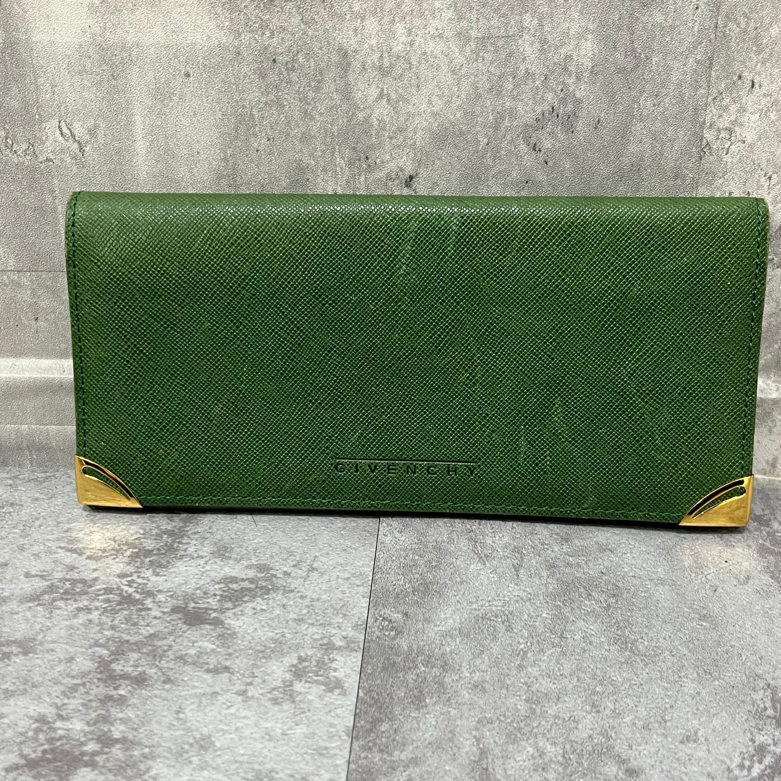 GIVENCHY】2つ折り長財布 グリーン 緑 金縁 ゴールド 金具 ジバンシイ