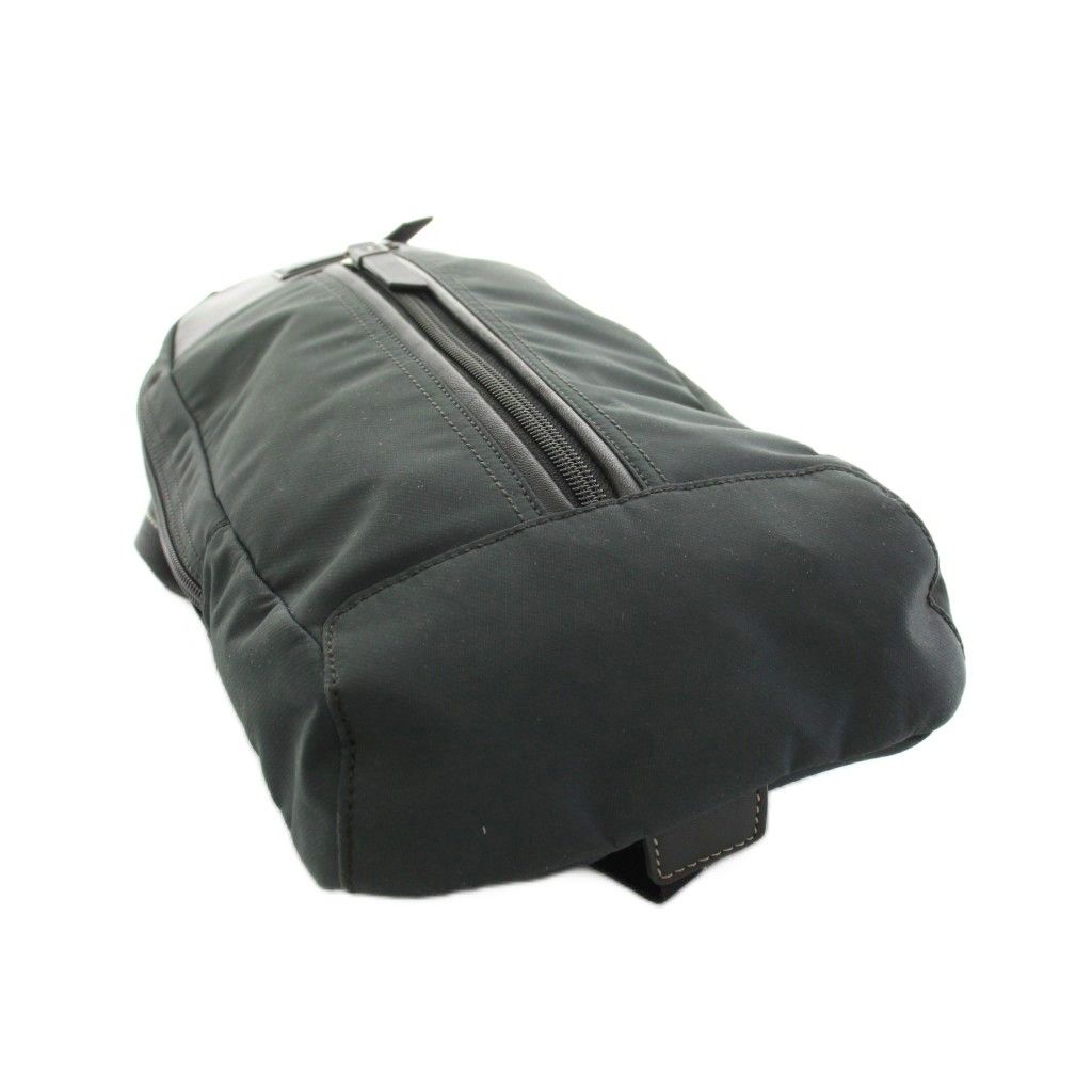 コーチ COACH ヴァリックナイロンスリングバッグ ボディバッグ