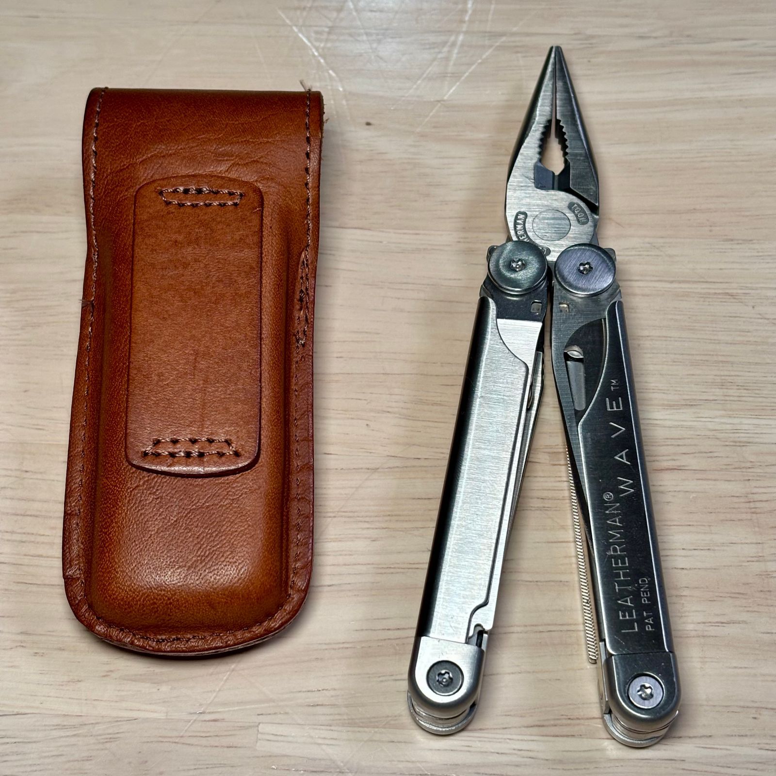 美品】レザーマン(LEATHERMAN) WAVE マルチツール レザーケース付き