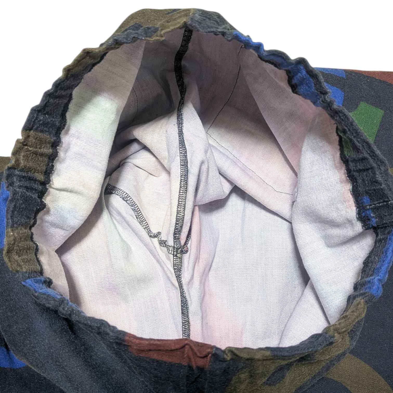 ISSEY MIYAKE me イッセイミヤケ パンツ イージーパンツ 総柄 数字柄