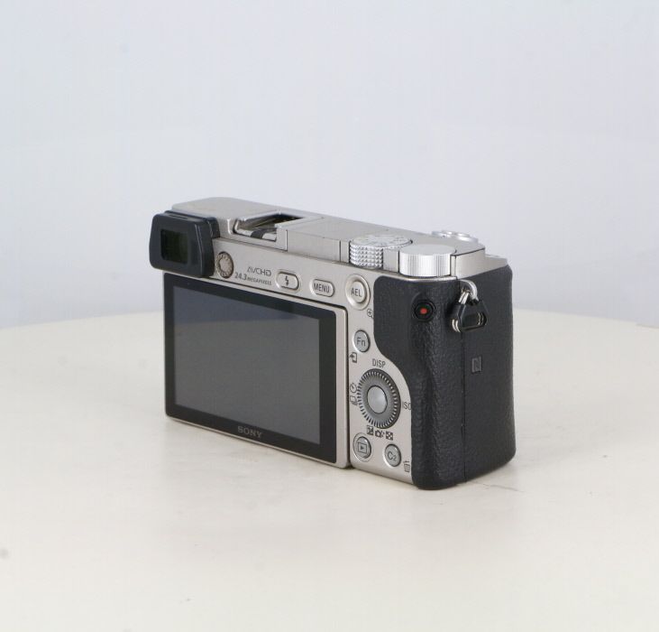 中古】(ソニー) SONY α6000 (ILCE-6000) ボディ シルバー - メルカリ