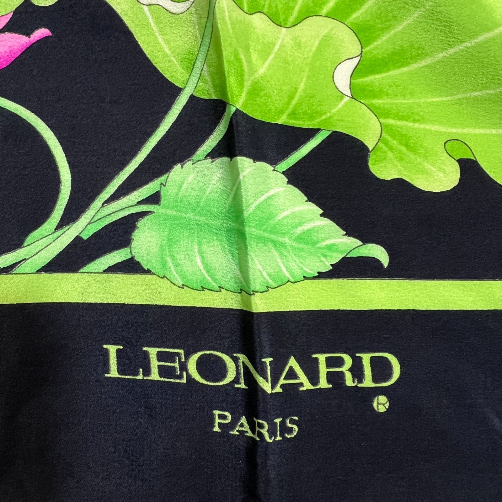 LEONARD レオナール シルク スクエア スカーフ 四角 90 x 90【RE345