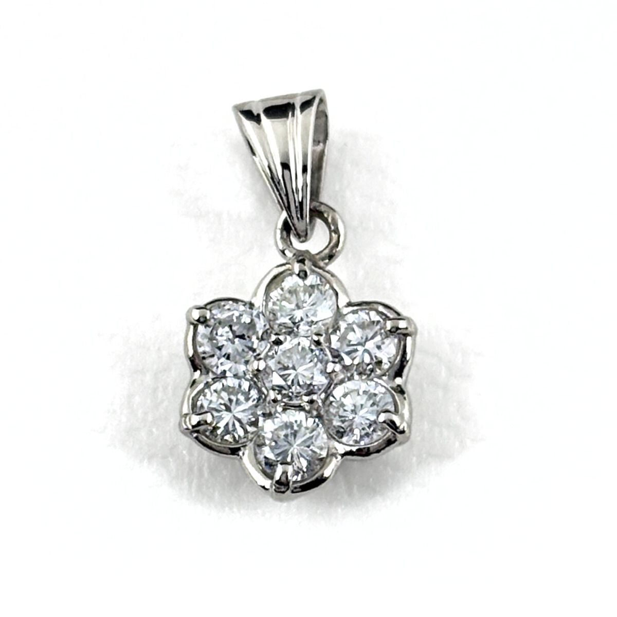 乾燥/保存】Pt900 プラチナ ペンダントトップ ダイヤモンド 1.06ct 9粒 