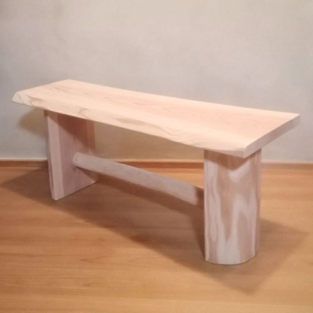 特別オーダー品　国産杉スツール、ベンチ　無垢一枚板&丸太半割りログ脚使用 一点物 国産杉 ベンチ 源平無節一枚板 ハーフログ脚スツール - メルカリ