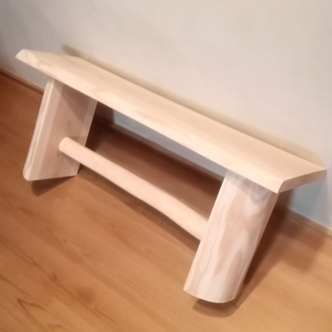 一点物 国産杉 ベンチ 源平無節一枚板 ハーフログ脚スツール - メルカリ