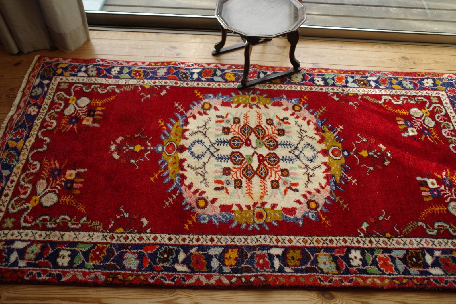 トルコ ギュネイ ヴィンテージラグ - メルカリ