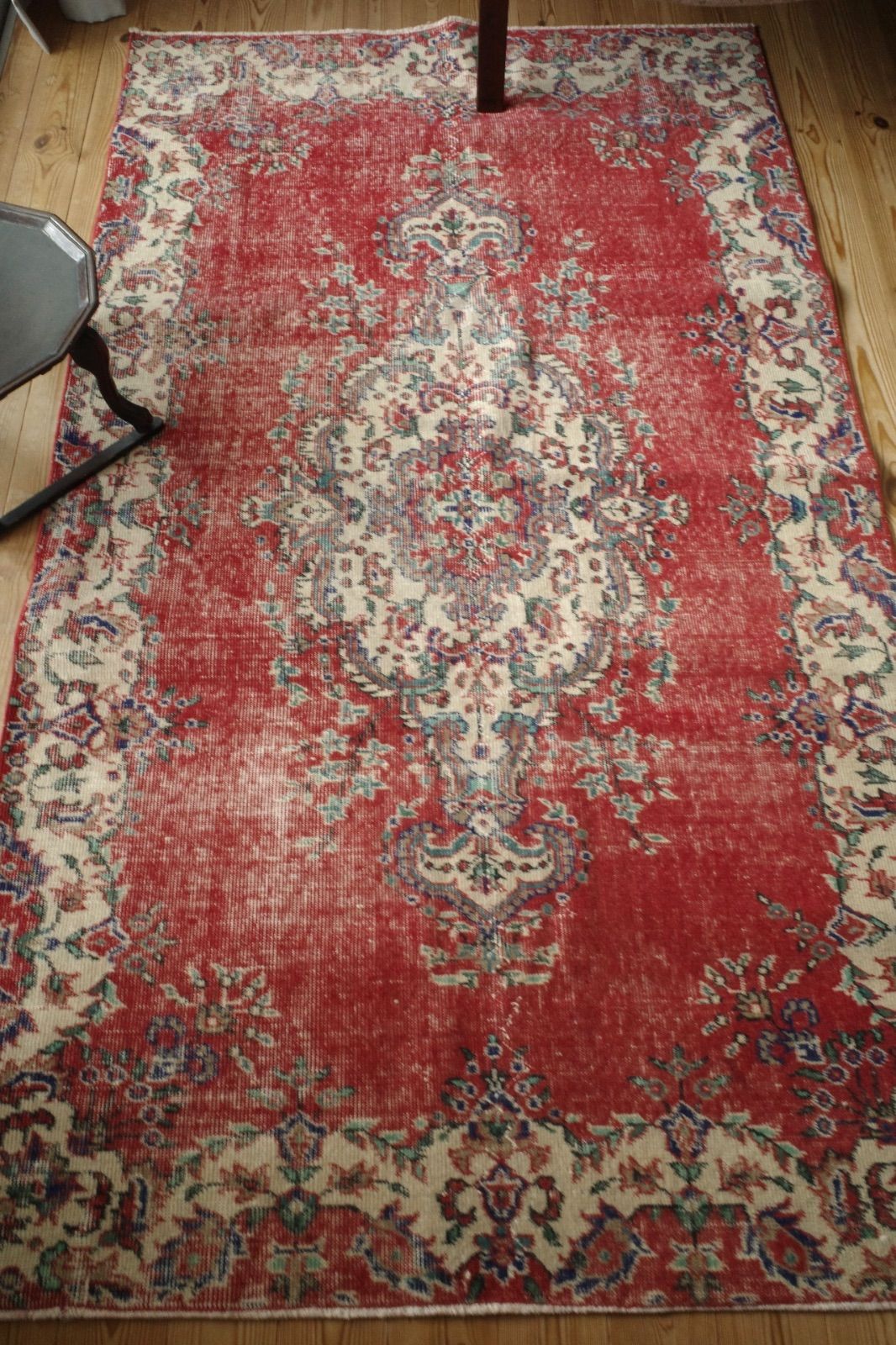 大判155×266アンティークレッド　メダリオン　トルコヴィンテージラグ トルコ ヴィンテージラグ レッド メダリオン - メルカリ