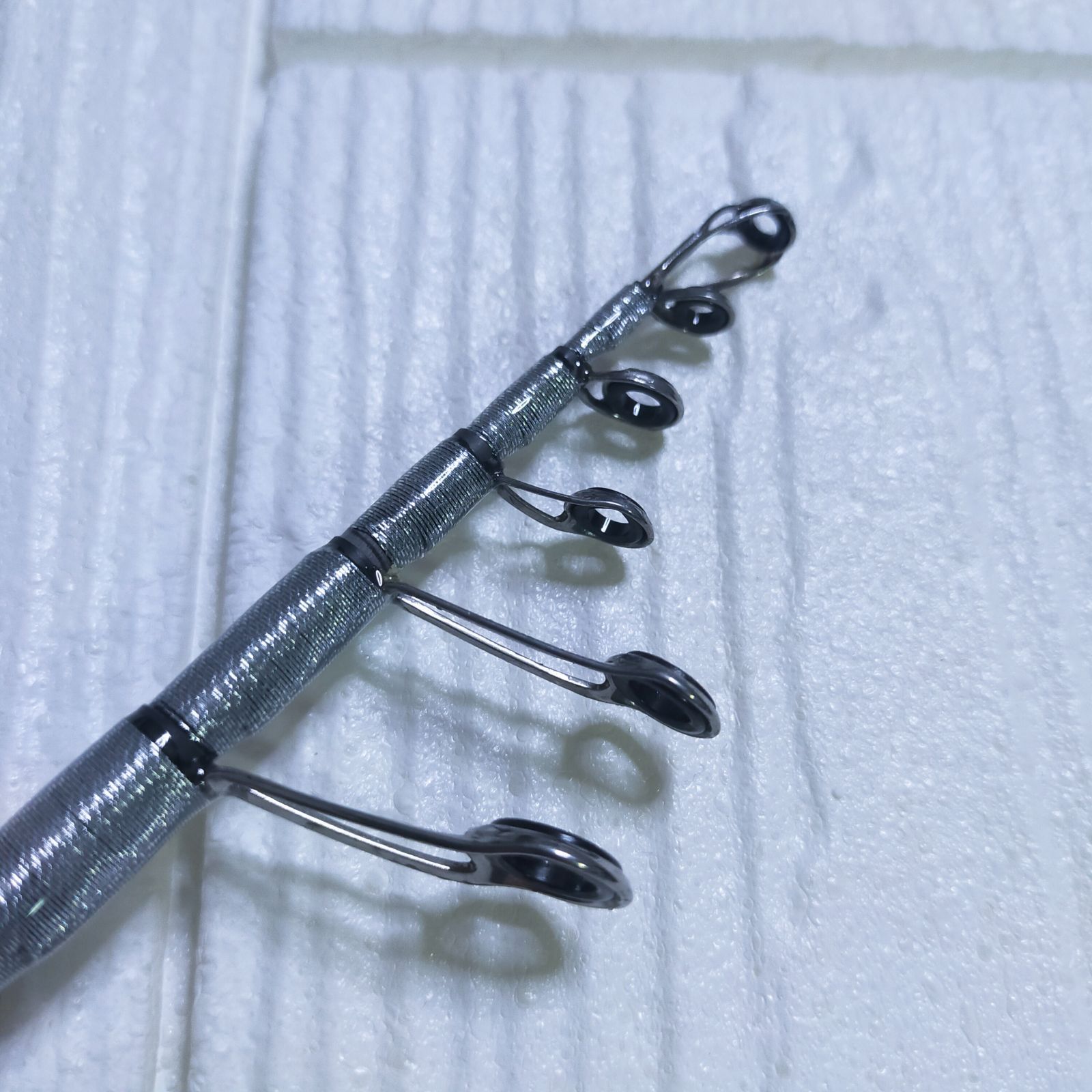 新品】5ftスピニングロッドUL 軽量コンパクトなテレスコロッド