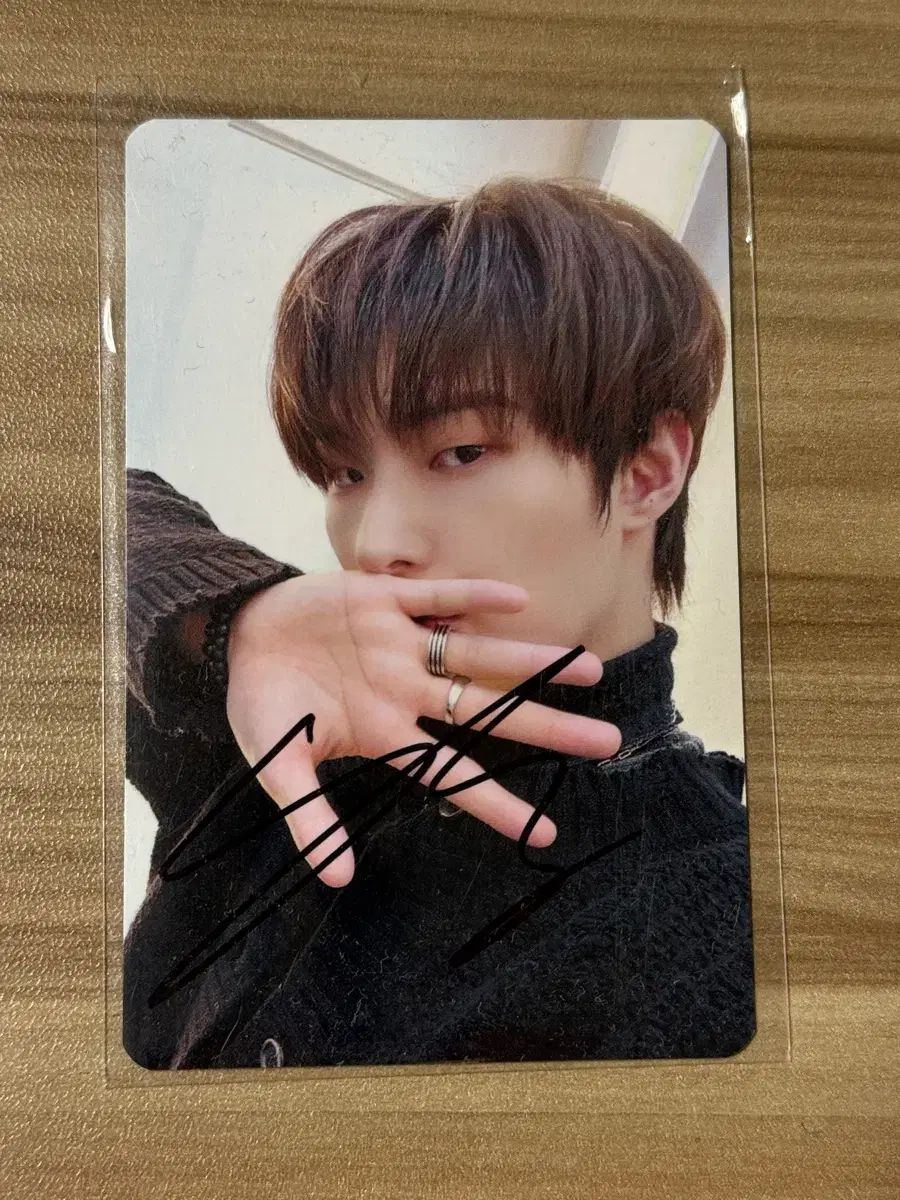 ATEEZ ミンギ(MINGI) サイン トレカ - メルカリ