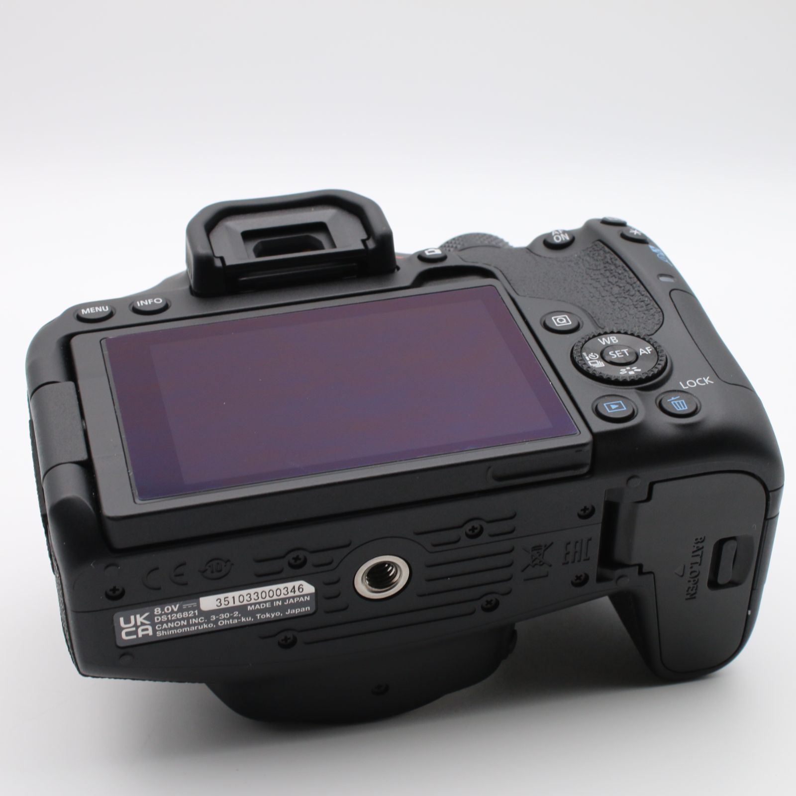 ほぼ新品】 Canon EOS Kiss X10i ダブルズームキット EF-S18-55mm F4