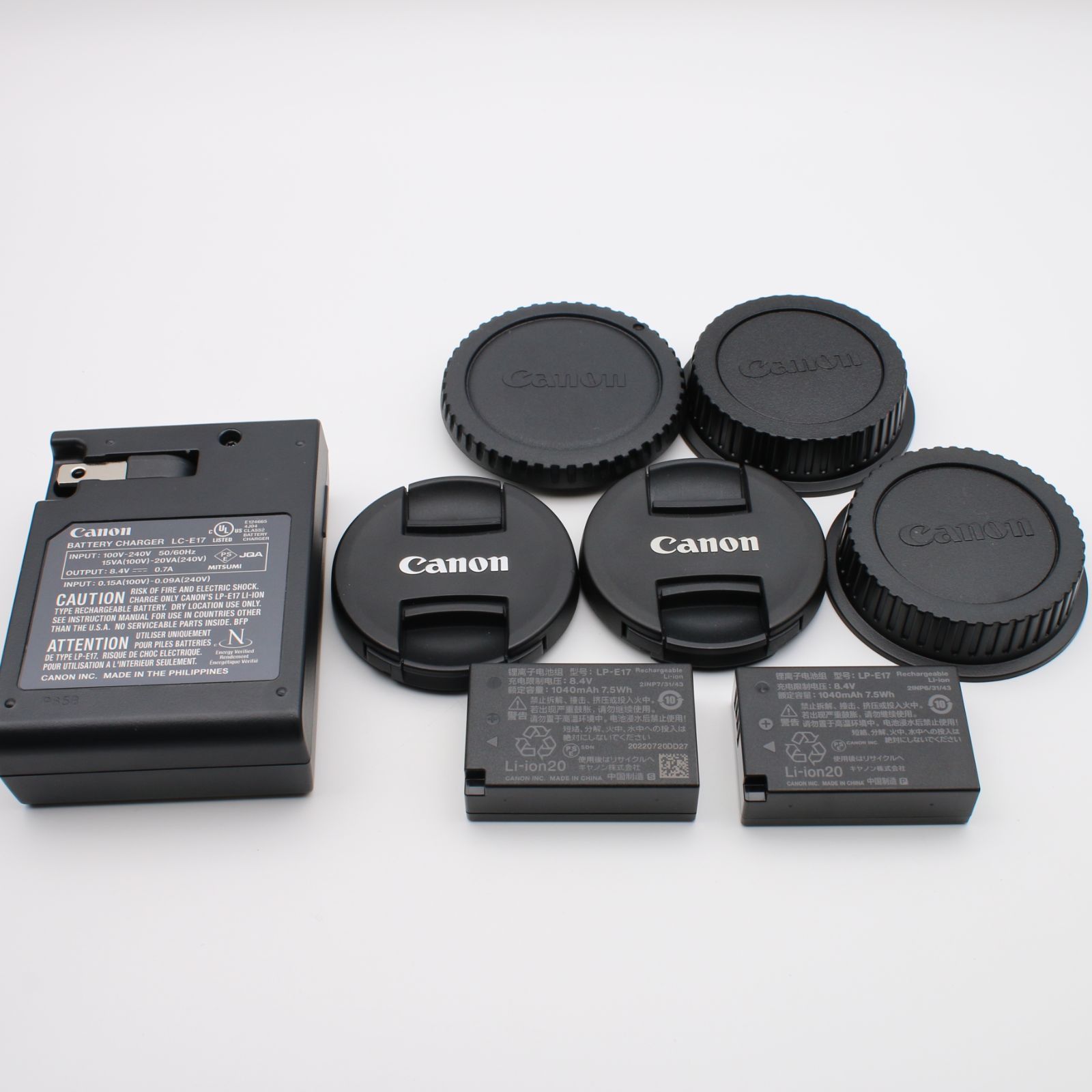 ほぼ新品】 Canon EOS Kiss X10i ダブルズームキット EF-S18-55mm F4