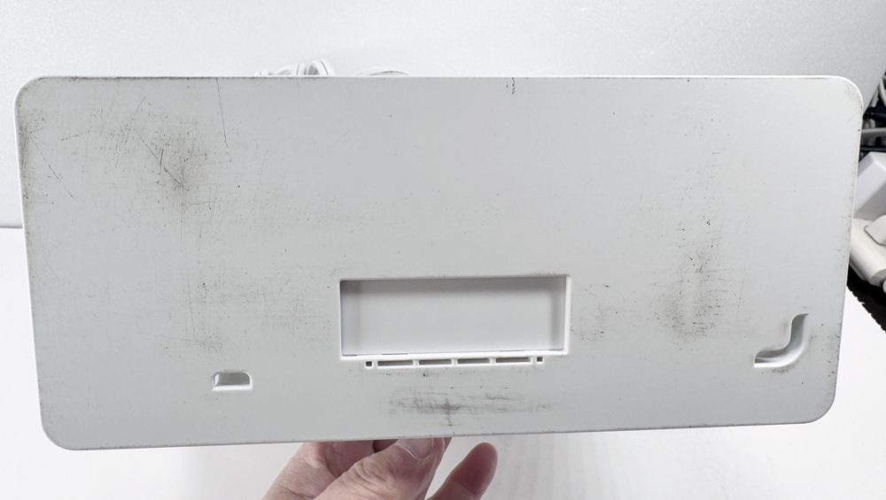 HY】【美品】amadana クローゼット用除湿機 HD-144 ブランディング