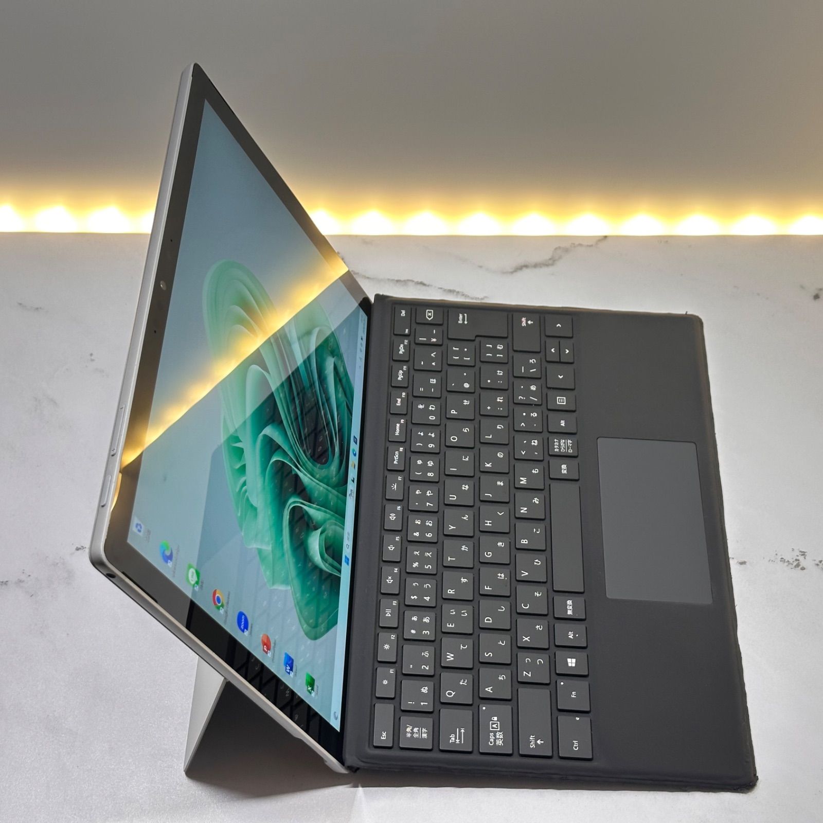 LTEモデル】Surface Pro7+ Corei5 8/256GB - メルカリ