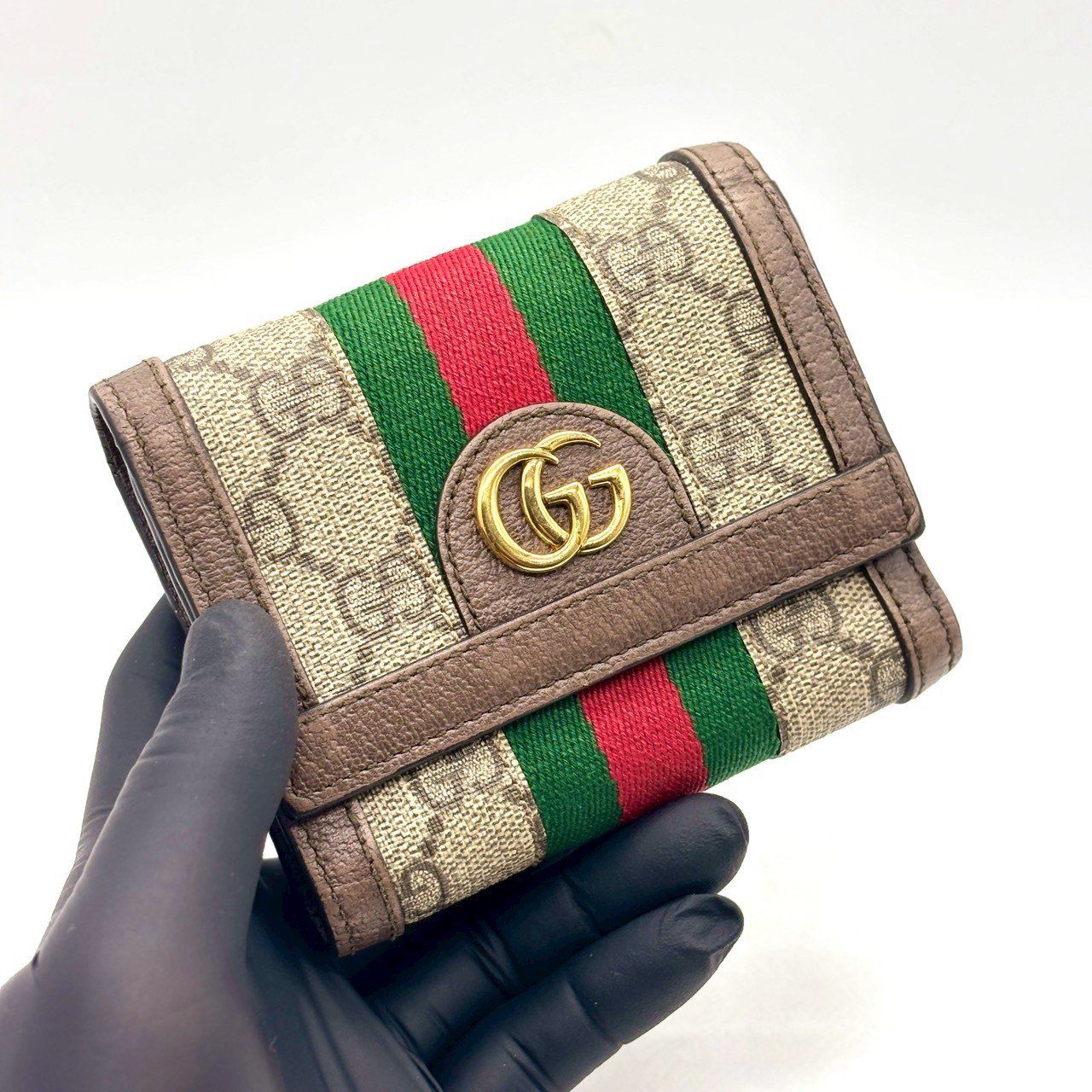 語らず選ばれる、答え】 GUCCI 二つ折り財布 オフィディア GG