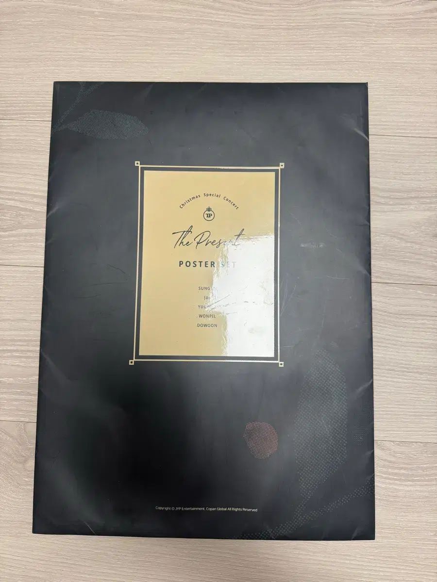 DAY6（デイシックス）プレゼントコンサート ポスター 出品 - メルカリ