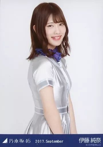 中古】生写真(乃木坂46) 伊藤純奈/上半身・スカイダイビング/2017