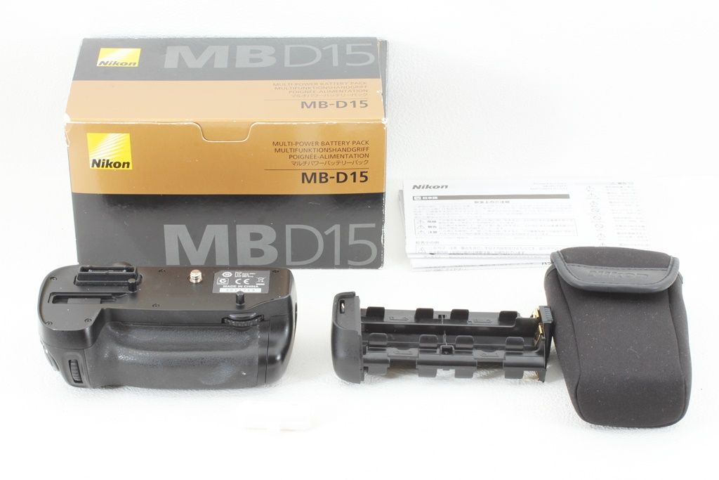 極上品 Nikon ニコン MB-D15 マルチパワー バッテリー パック D7100