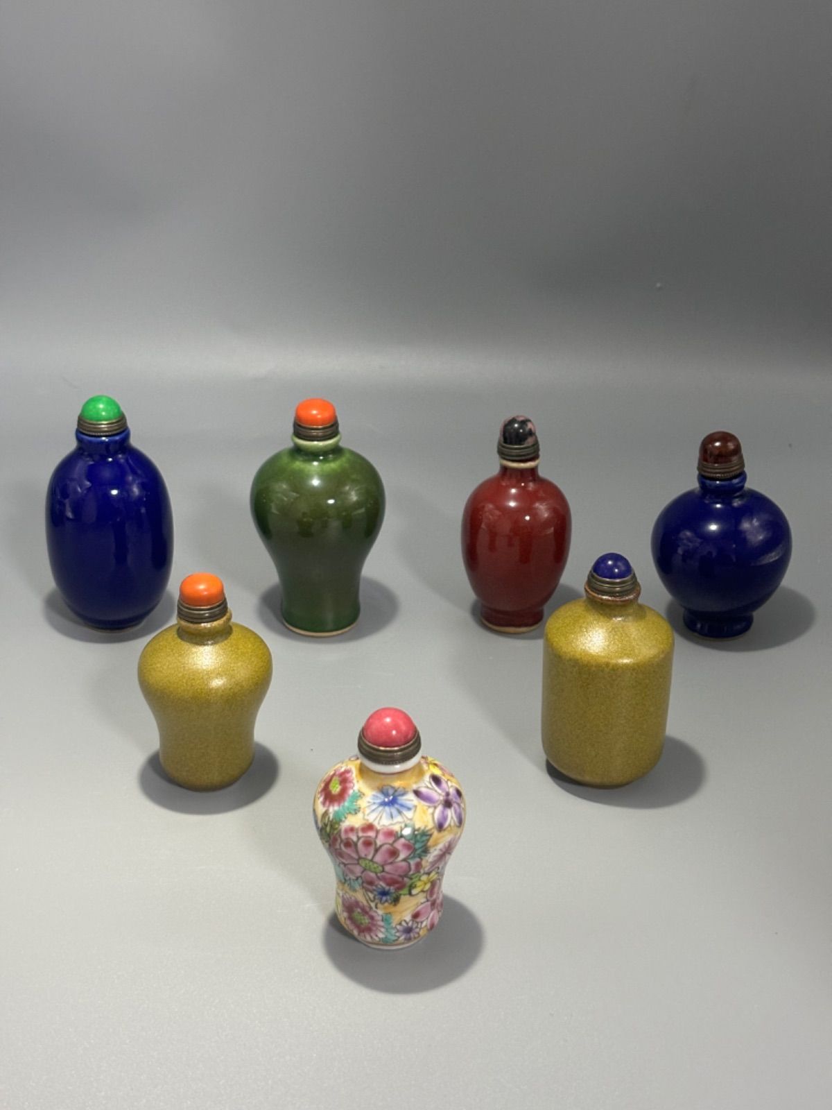 中国古美術 骨董品 香水瓶 鼻煙壺 7個セット - メルカリ