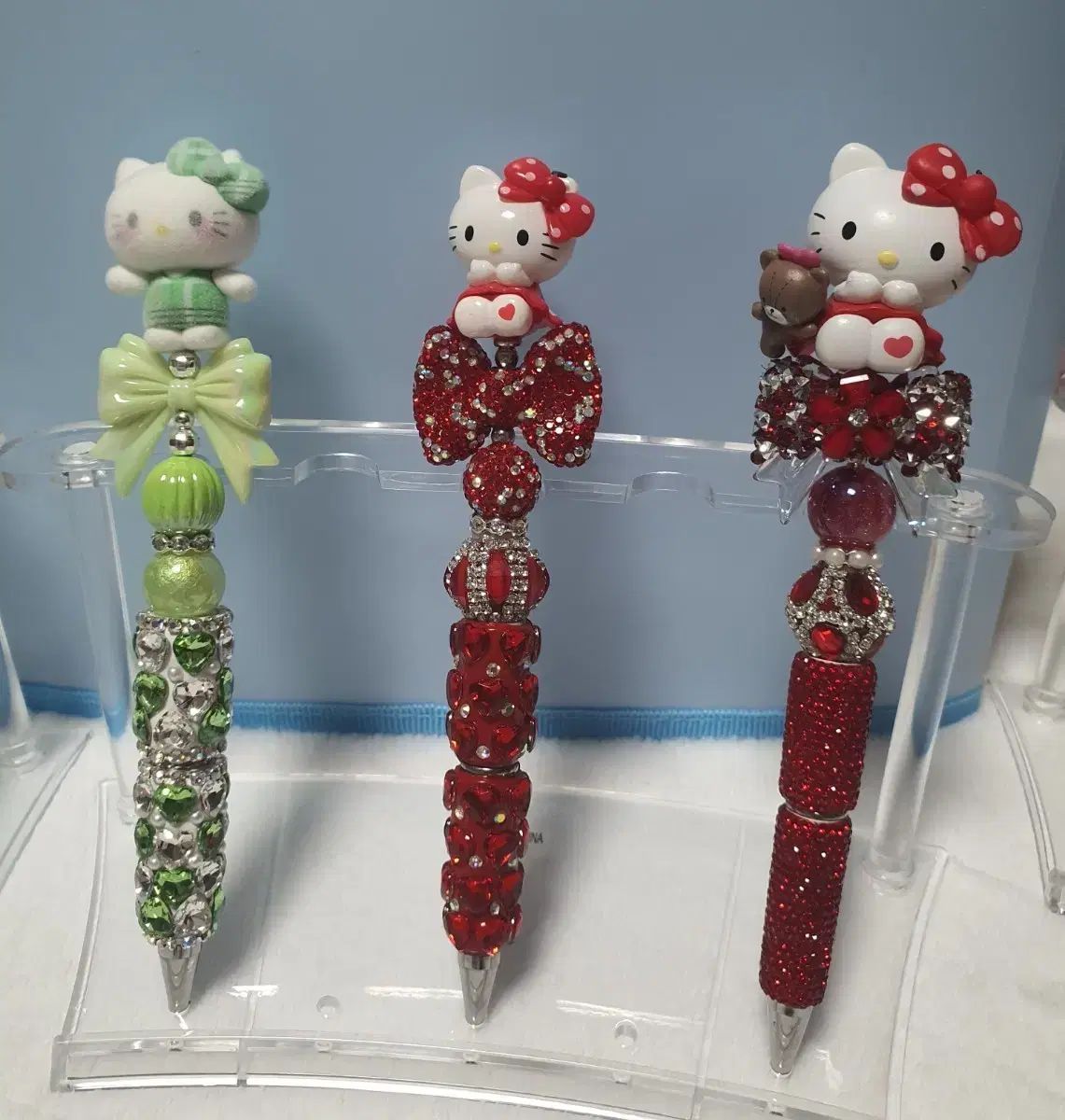 ハローキティ ハンドメイド ボールペン-) - メルカリ