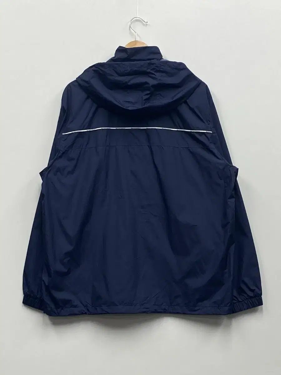 FILA フィラ ネイビ－ ウィンドブレーカー ジャケット