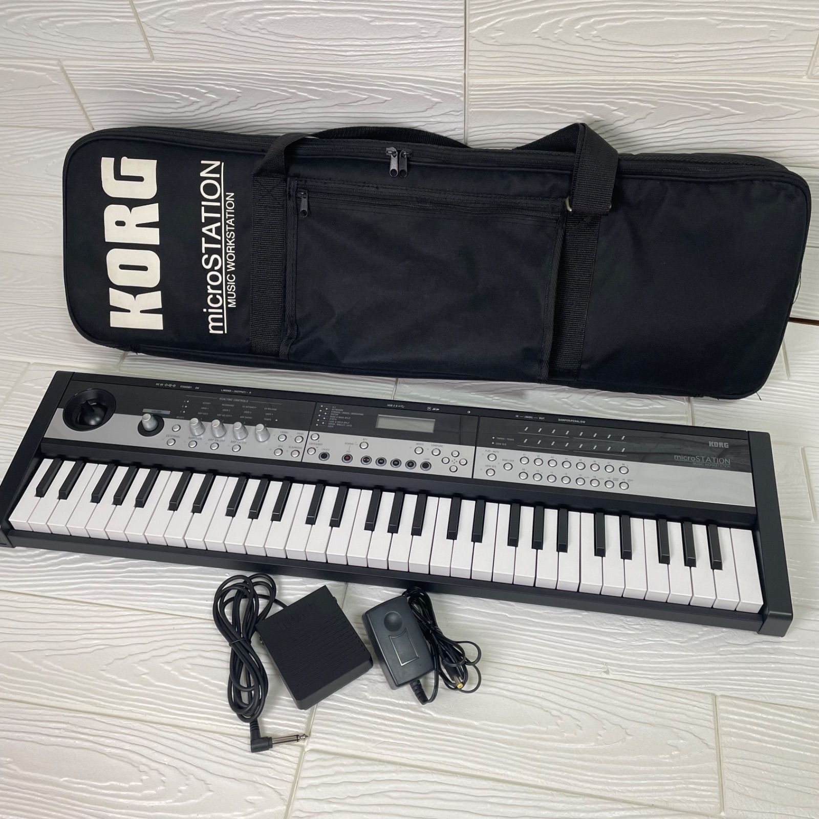 美品】KORG microSTATION ミュージック・ワークステーション 61鍵