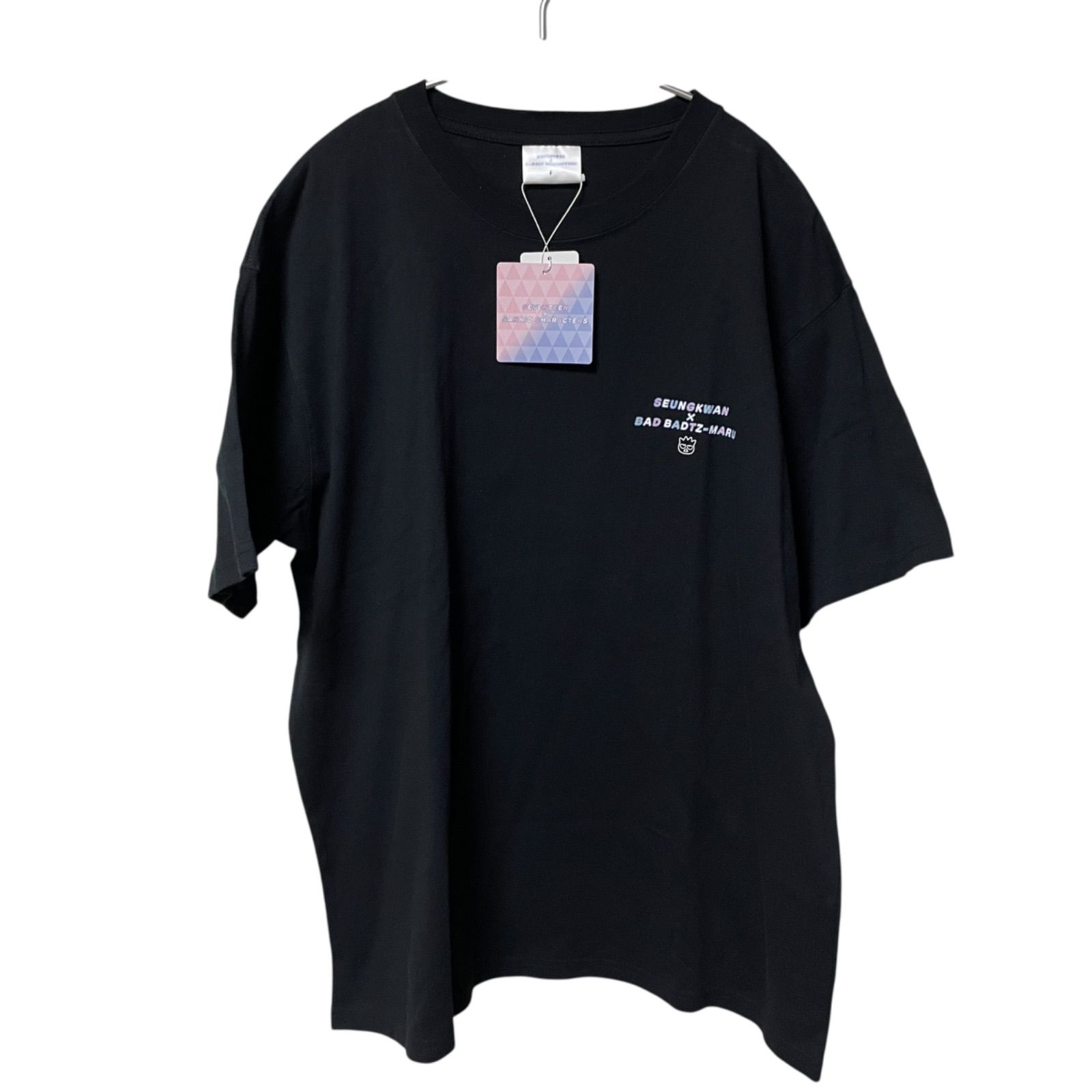 新品 SEVENTEEN サンリオ コラボ Tシャツ スングァン SEUNGKWAN バッド