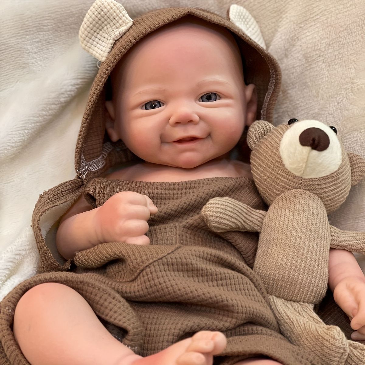 お風呂OK】【リアルな肌触り】全身ソリッド リボーンドール 43cm