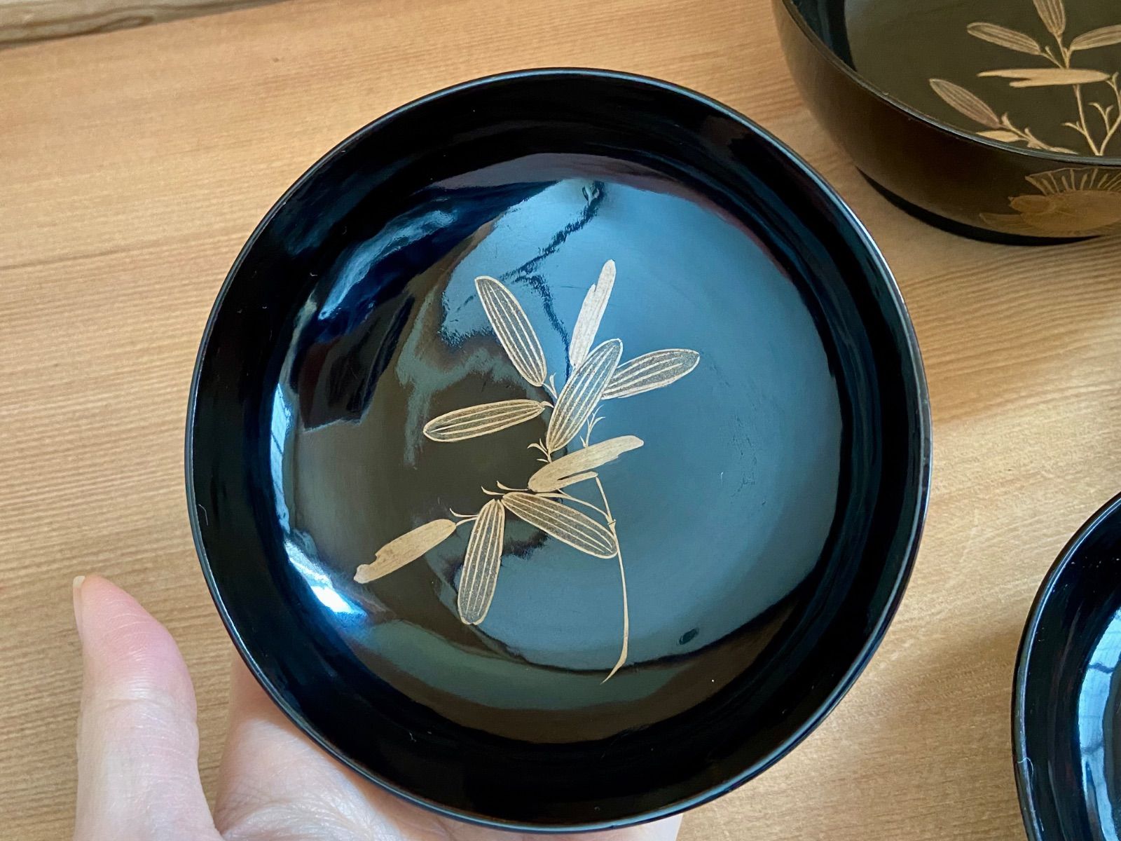 能登に伝わる古民芸 黒漆 福良雀蒔絵 煮物椀 2客 / 黒塗 漆器椀 菓子椀