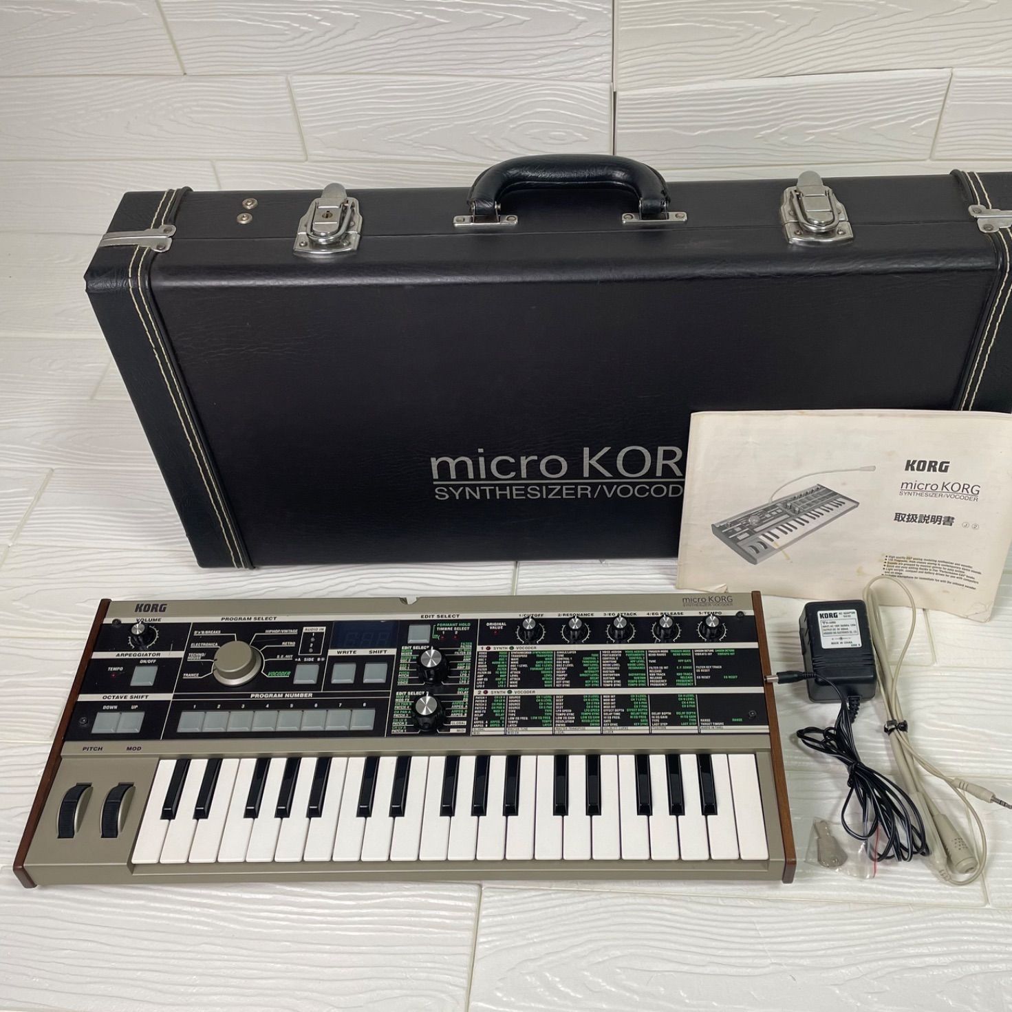 美品】micro KORG シンセサイザー 37鍵 純正アダプター マイク付属 美