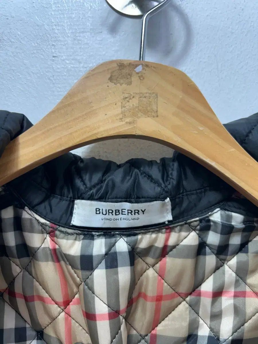 バーバリー キッズ ブラック キルティング ジャケット 10 /11t - メルカリ