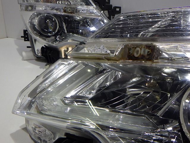 エルグランド ヘッドライト左右 LED キセノン E52 PNE52 中期 後期 100