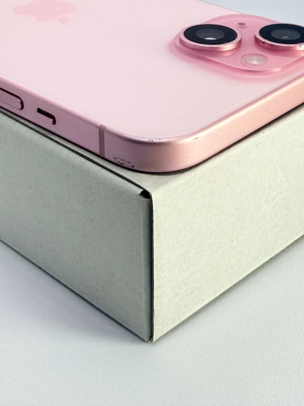 BT100%】iPhone 15 ピンク 128GB SIMフリー #113 - メルカリ