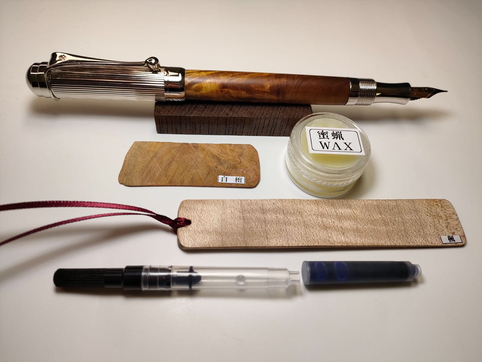 白檀】レトロドーム万年筆 - メルカリ