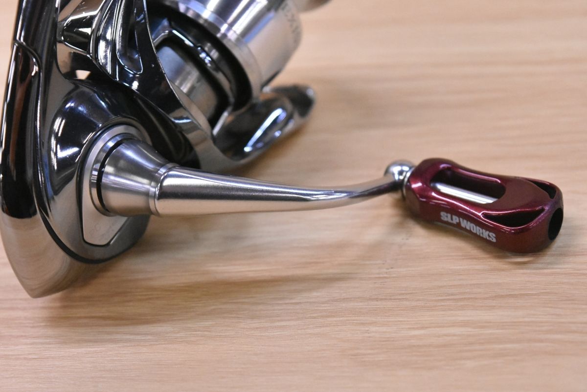 22イグジスト PC LT 2500 エギング　EXIST ダイワ 22 イグジスト PC LT2500 DAIWA EXIST スピニングリール