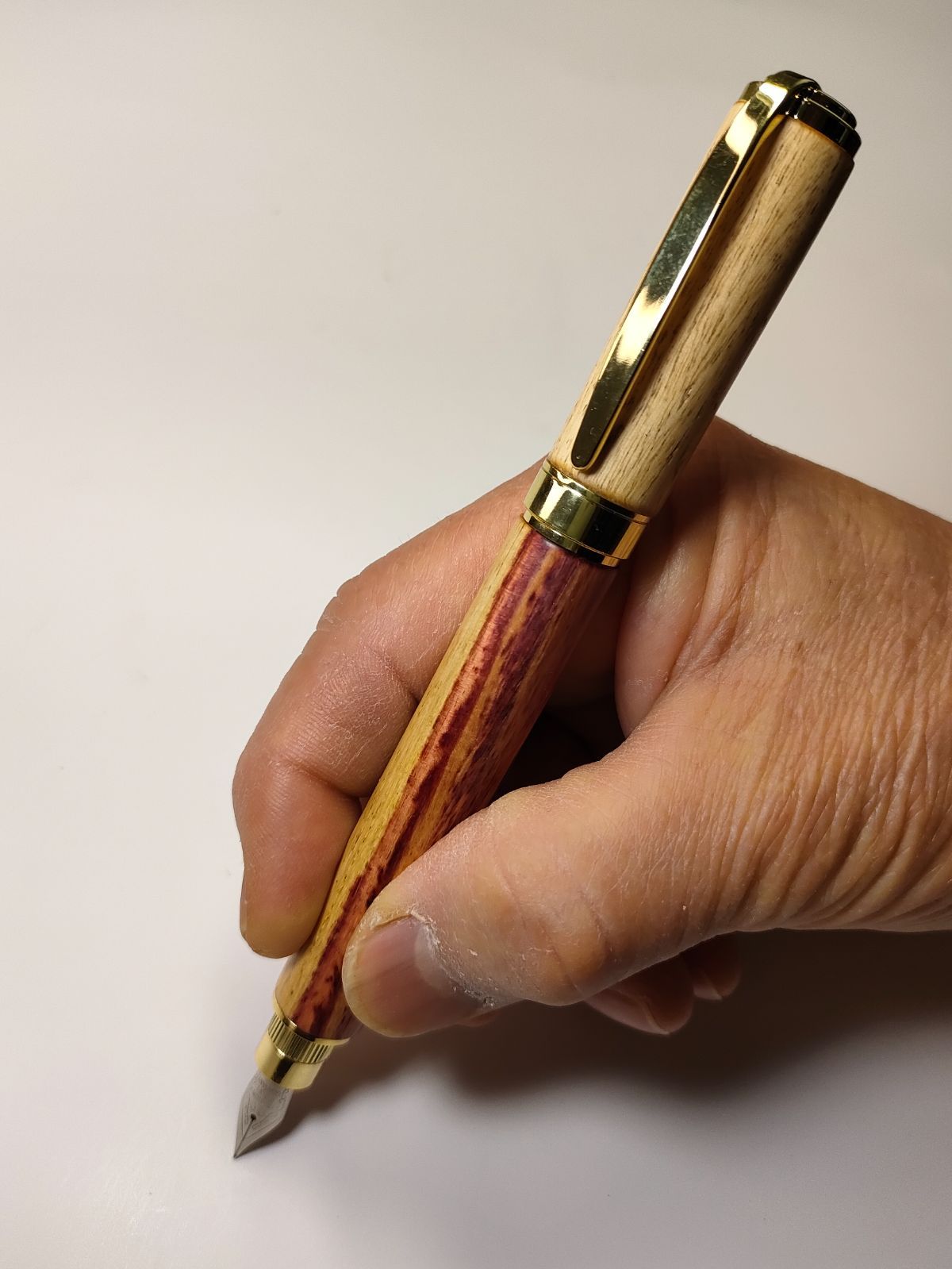 チューリップウッド（紅白）】グラデュエイト万年筆 - メルカリ