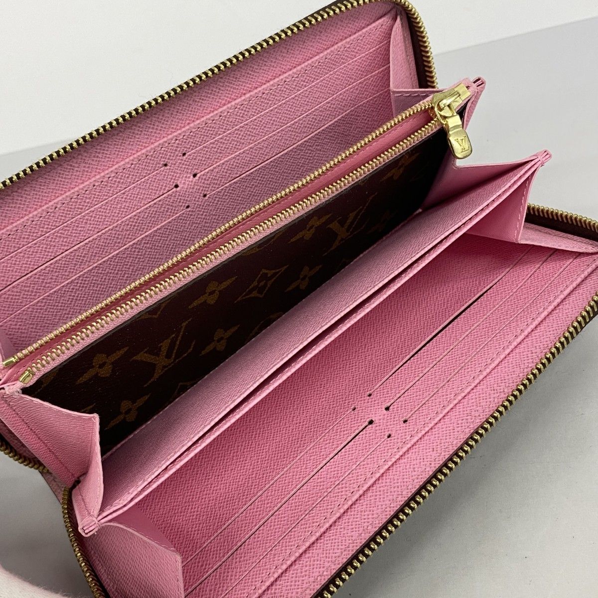 6ae5913】ルイヴィトン 長財布 モノグラム・ヴィヴィエンヌ ジッピー