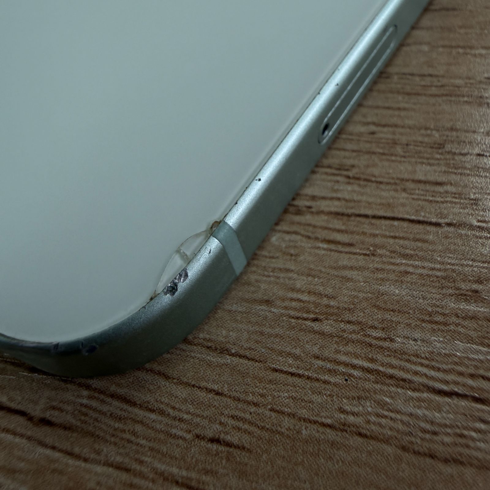 ジャンク品♫iPhone15 128GB SIMフリー - メルカリ