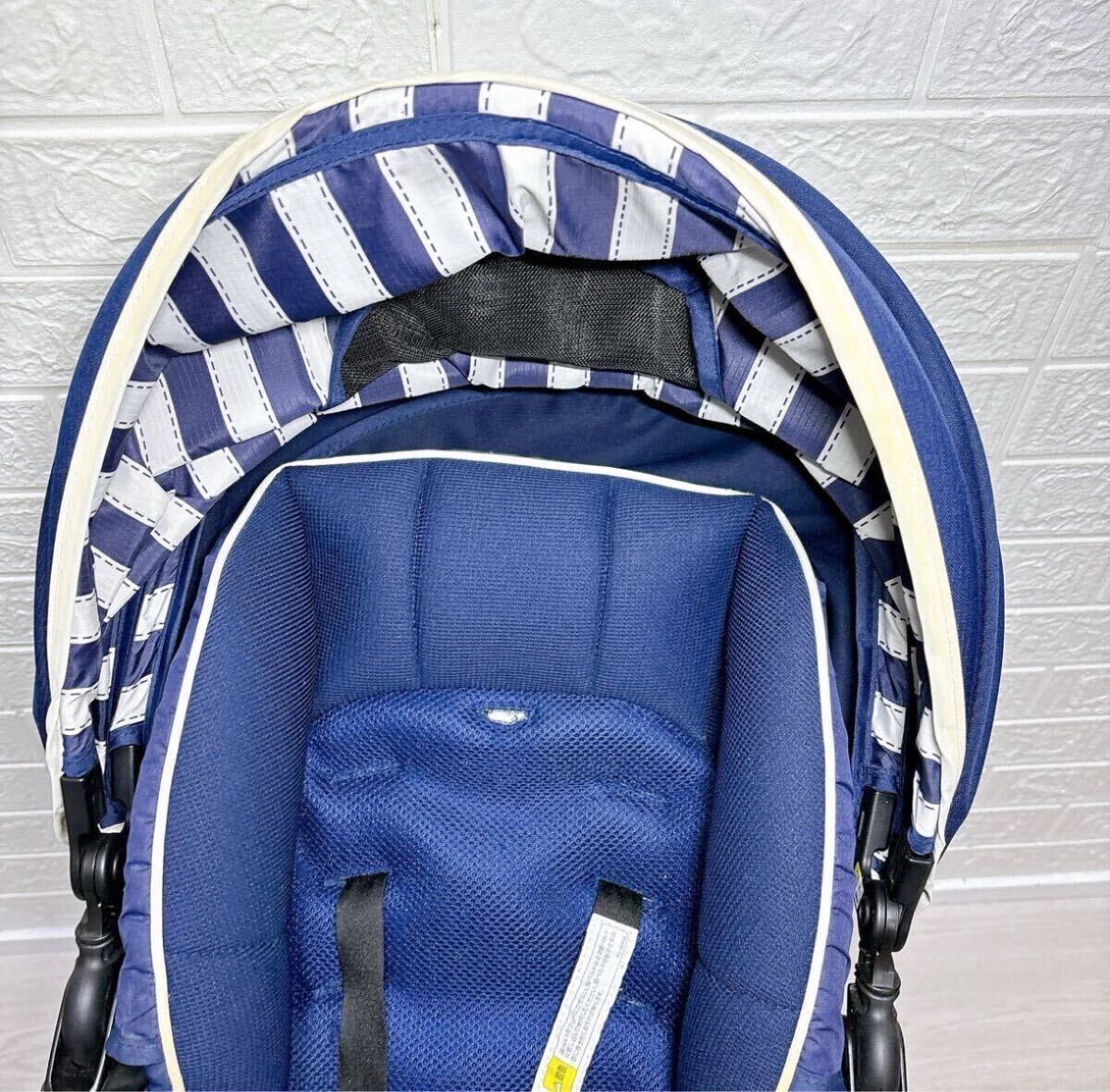 Aprica ラクーナビッテソファークッション ネイビー レザーハンドル