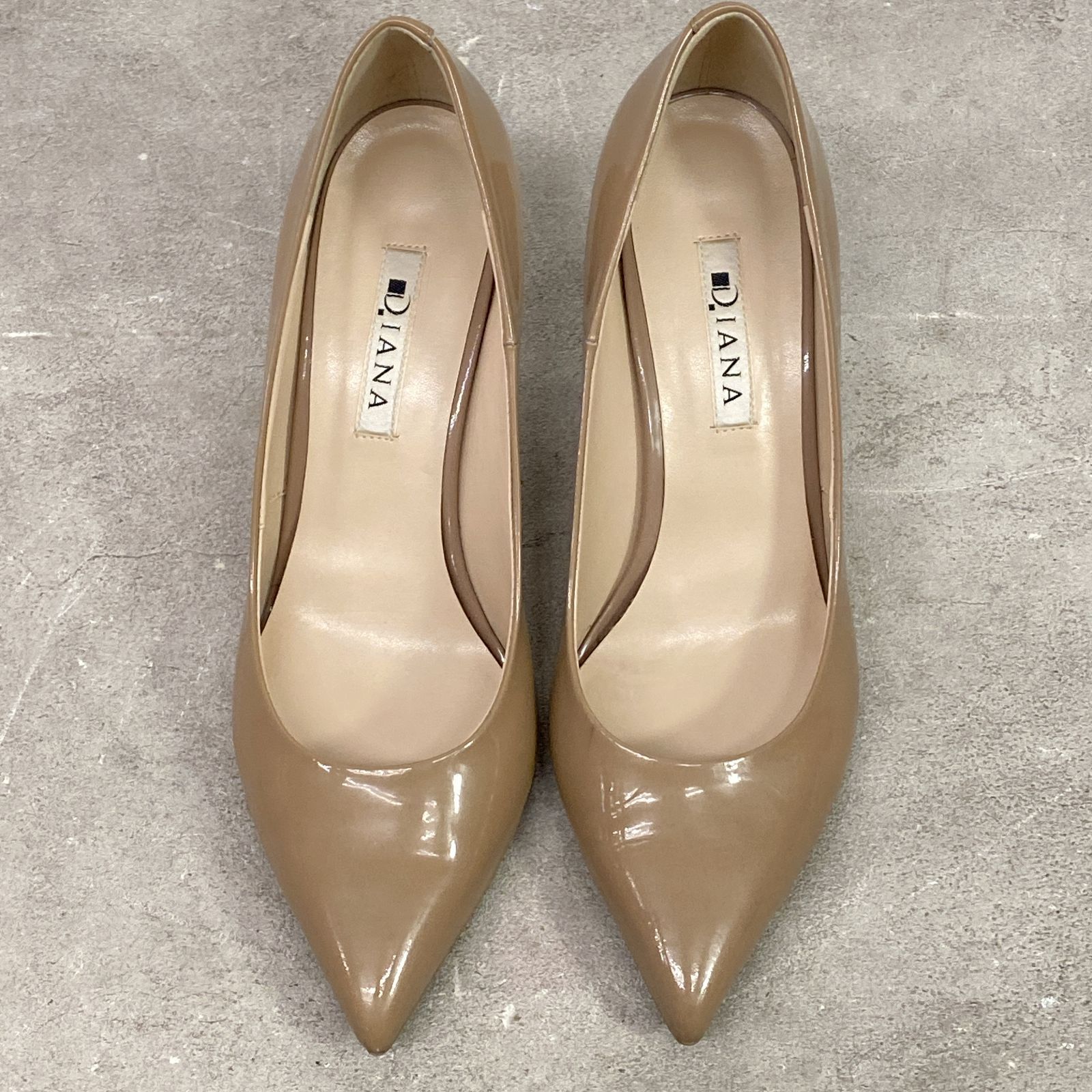 DIANA ダイアナ ポインテッドトゥ パンプス ヒール 24㎝ ベージュ系