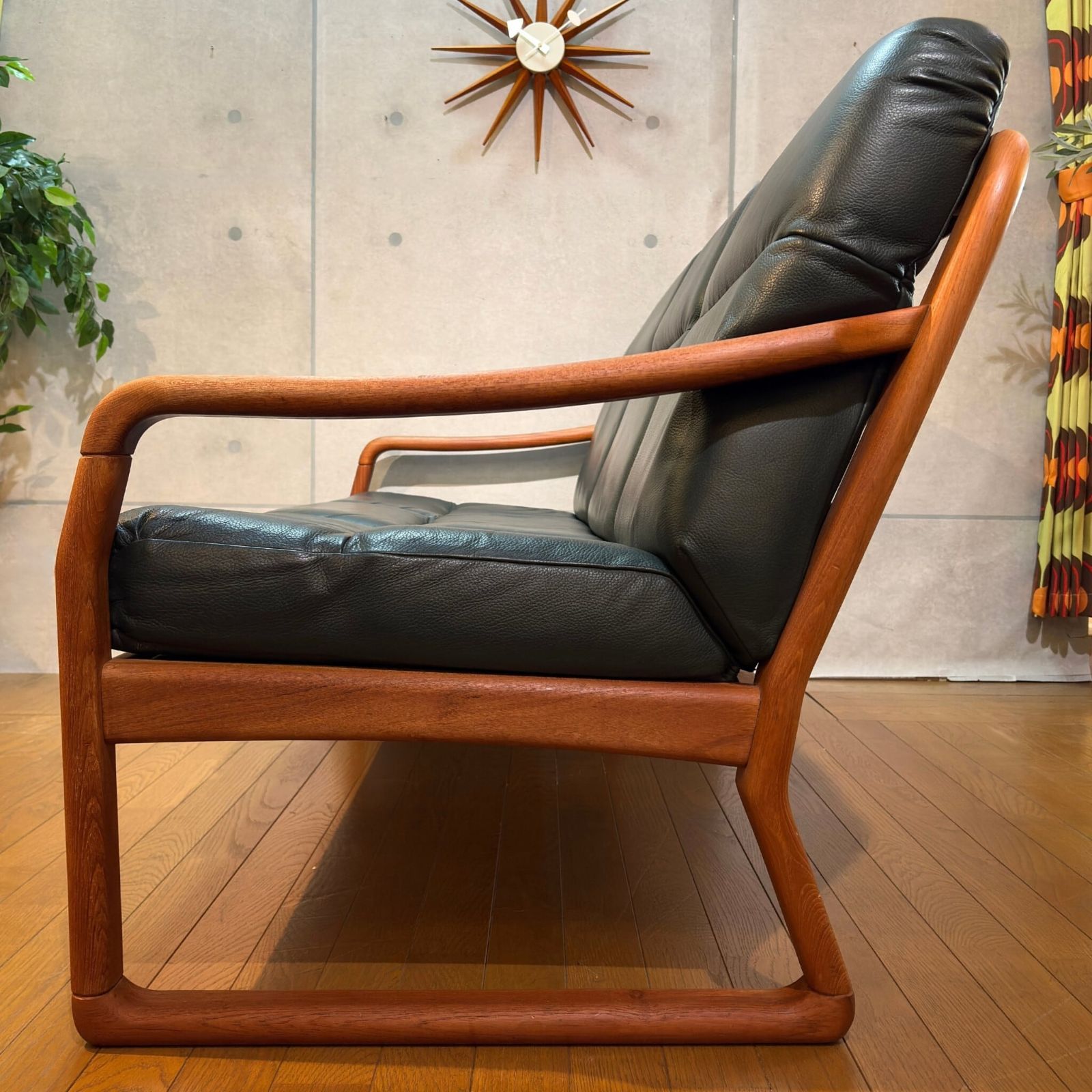 USED】Denmark Dyrlund 3-Seater Sofa Teak & Leather / デンマーク