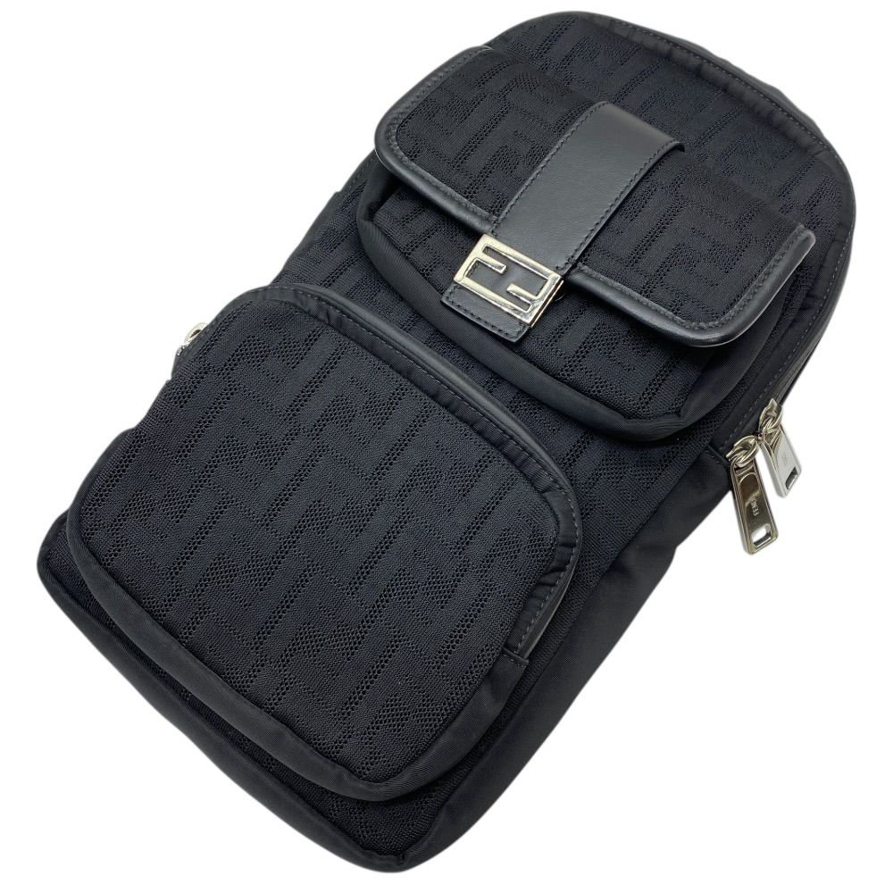 フェンディ ズッカ クロスボディバッグ ショルダーバッグ FF柄 ロゴ