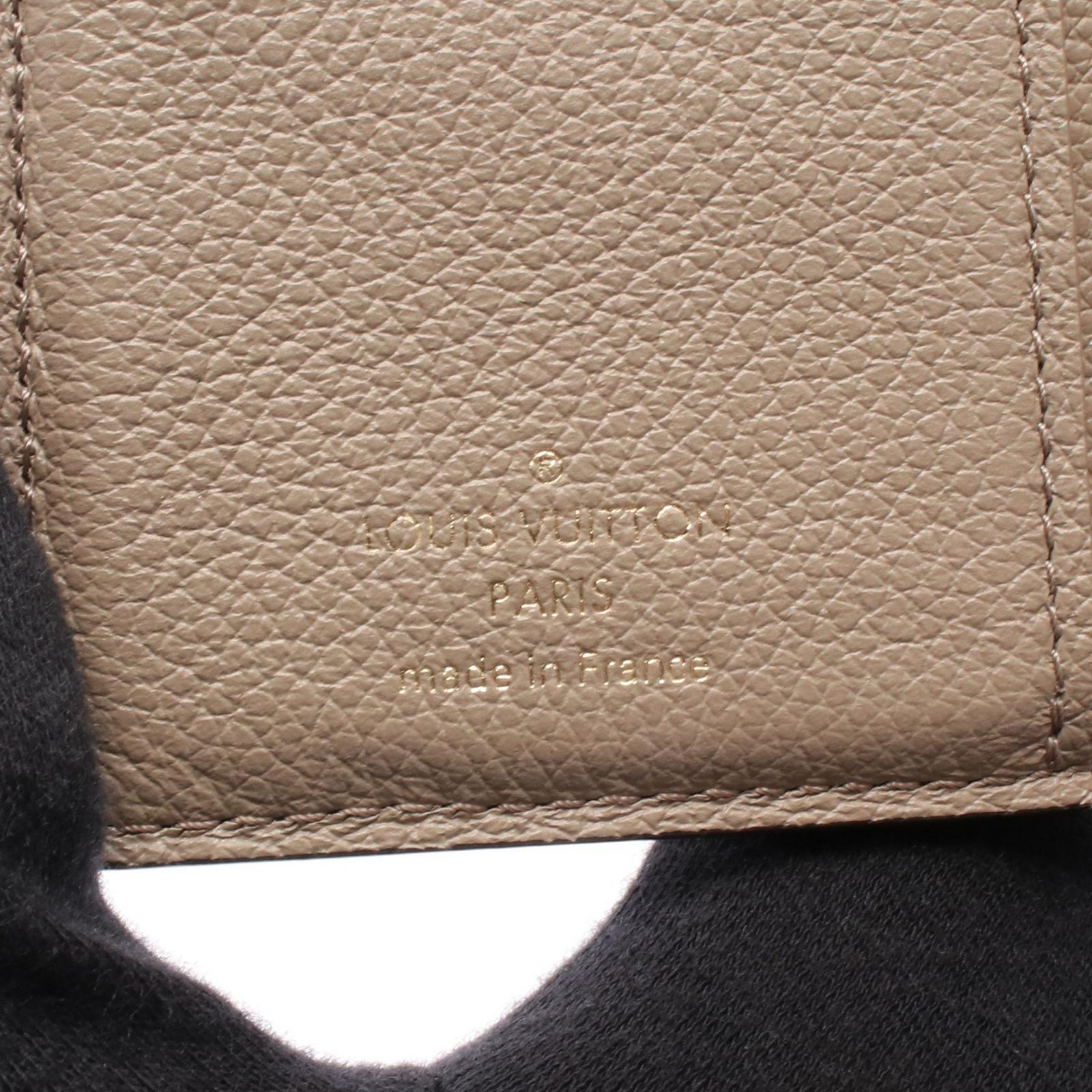 ルイ・ヴィトン LOUIS VUITTON 二つ折り財布 ポルトフォイユ クレア