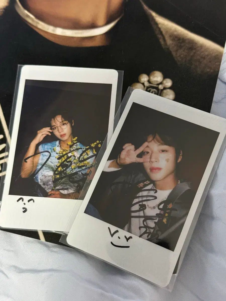 パク・ジフン(PARK JIHOON) KNIGHT 雑誌 (サイン入りチェキ サイン入り