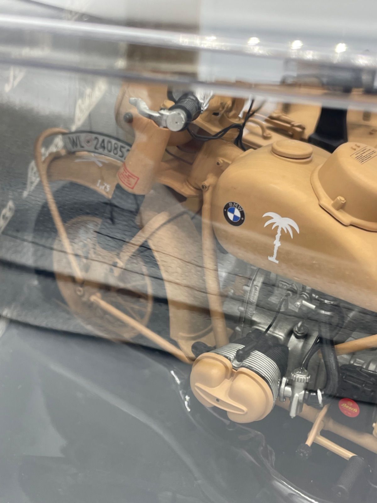 新品未開封 1/10 BMW R75 サイドカー ドイツ アフリカ軍団仕様 Schuco