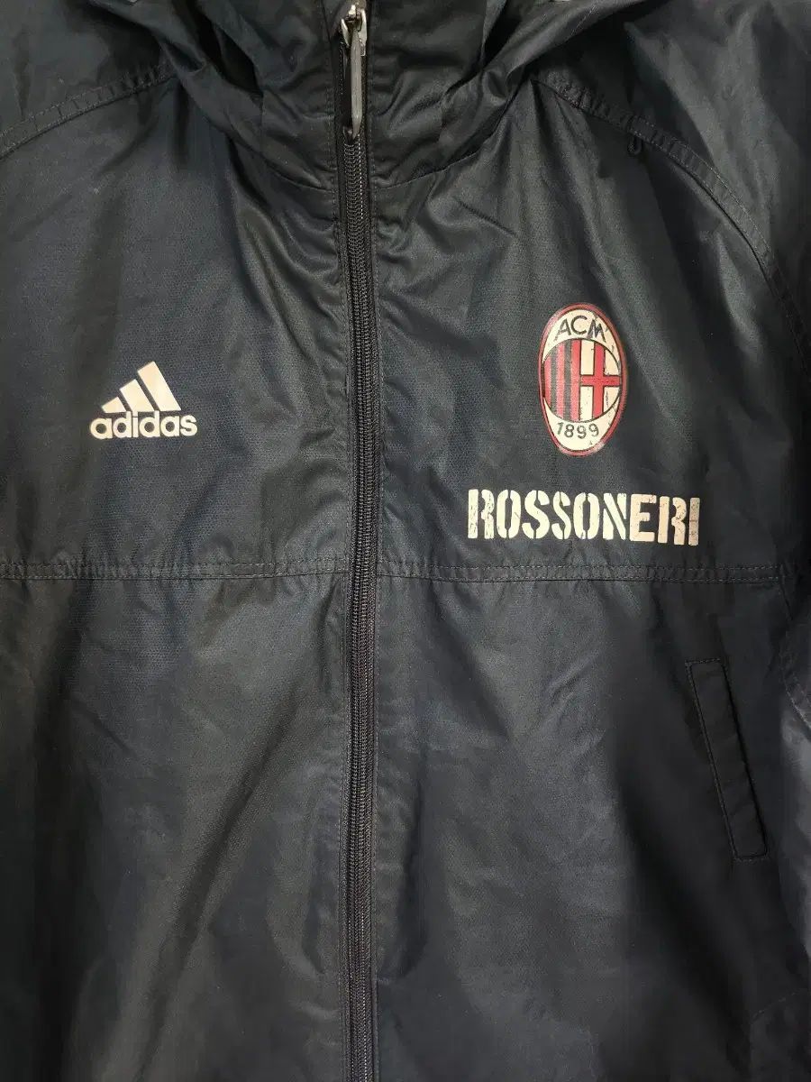 アディダス ACミラン ウィンドブレーカー アウター - メルカリ