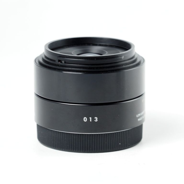 SIGMA 単焦点レンズ Art 30mm F2.8 DN ブラック ソニー Eマウント用