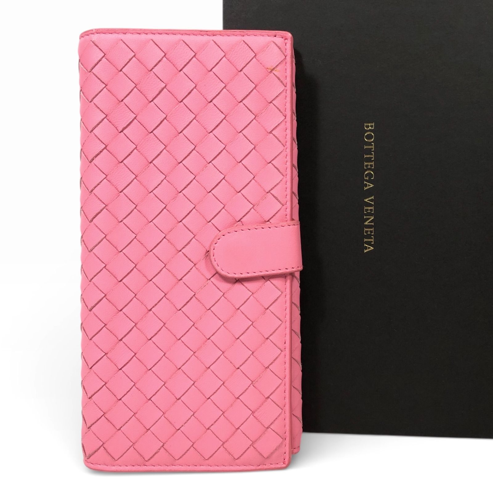 ▽BOTTEGA VENETA イントレチャート 二つ折り 長財布 134075 ピンク