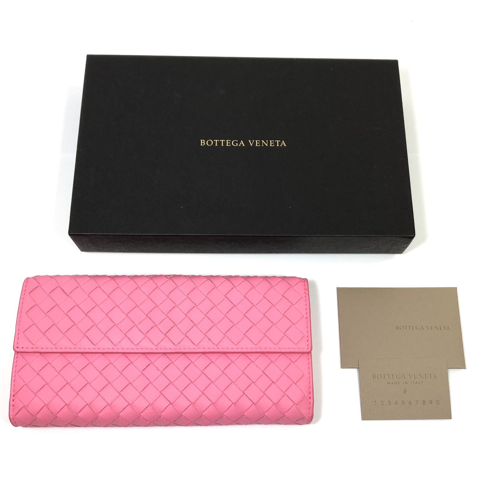 ▽BOTTEGA VENETA イントレチャート 二つ折り 長財布 134075 ピンク