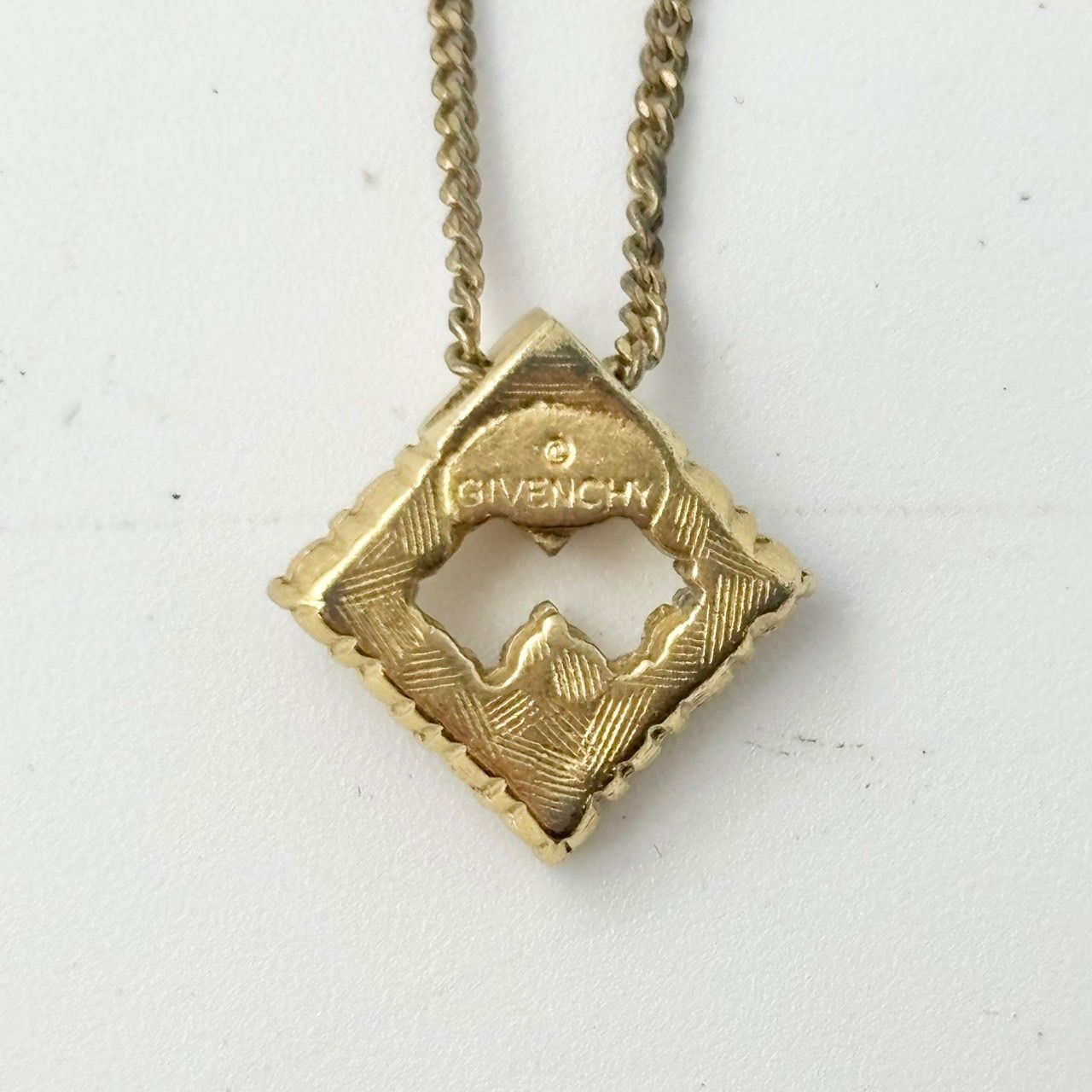 GIVENCHY ジバンシー ネックレス ゴールド ラインストーン 刻印 1649 