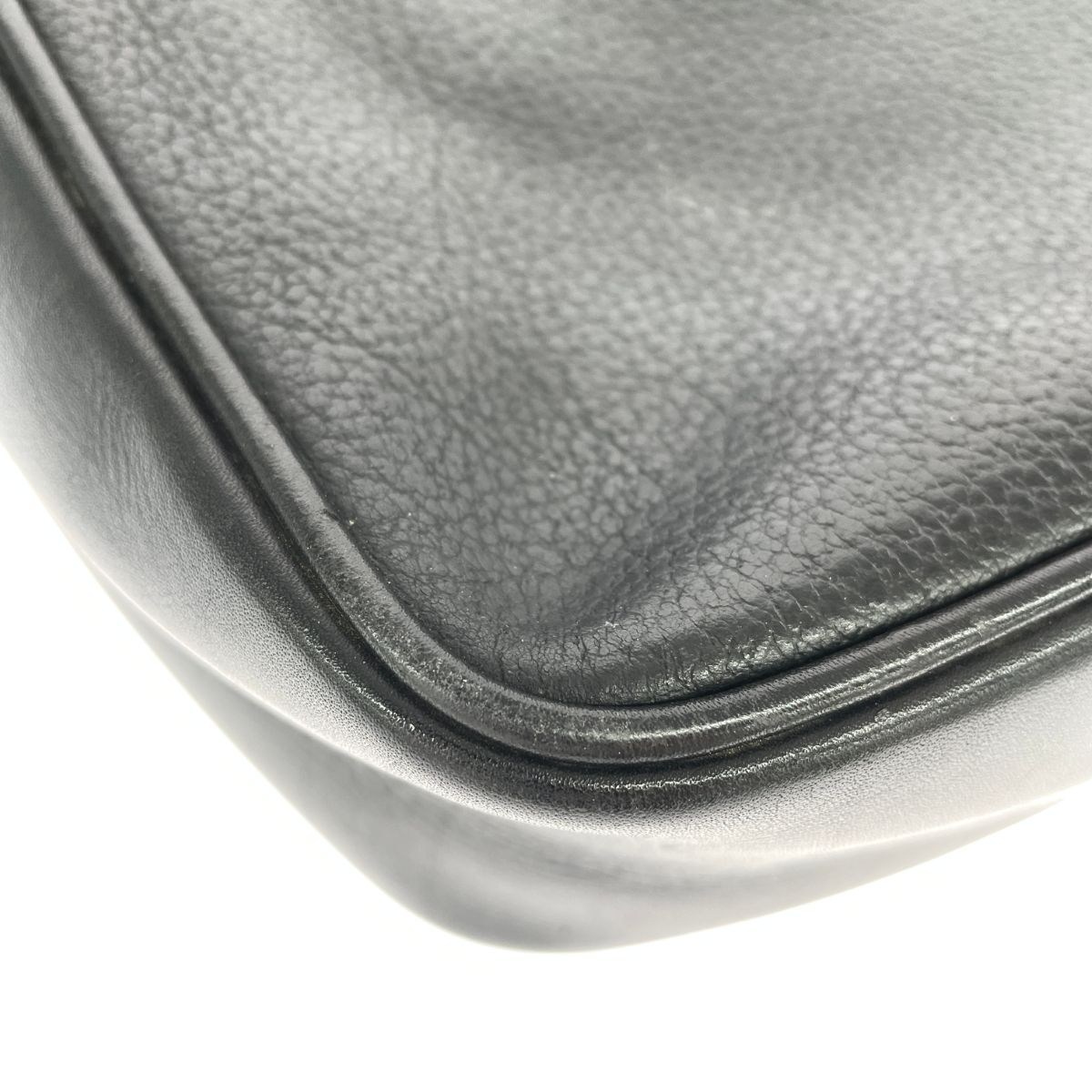 GUCCI グッチ ショルダーバッグ  GGロゴ レザー 001・23・1458 ヴィンテージ品   ブラック レディース / 240001182402 GUCCI グッチ ショルダーバッグ GGロゴ レザー 001・23・1458